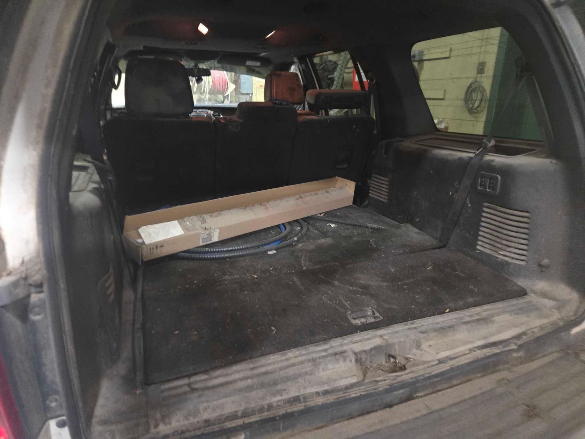 (2008) Ford Expedition - Image 4 of 6