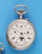 Versilberte Taschenuhr mit Mondphasen-Kalender