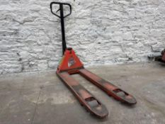 RDC 2000KG Max Lift Pallet Truck, Damage To Scales See Photos