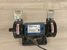 WorkZone WWMBG-1208/18 Mini Bench Top Double Ended Grinder Serial no. H07C00279/13305 1. Location: