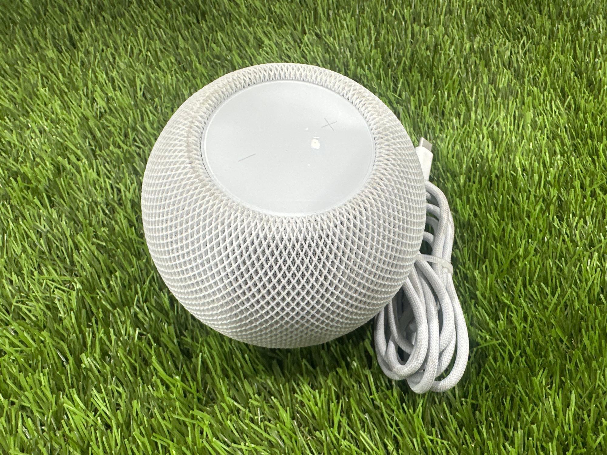 Apple A2374 HomePod Mini in White Featuring Apple S5 Chip, WiFi