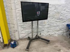 LG 50PA4500 50” Television 220-240v, Remote Not Present, With Stand