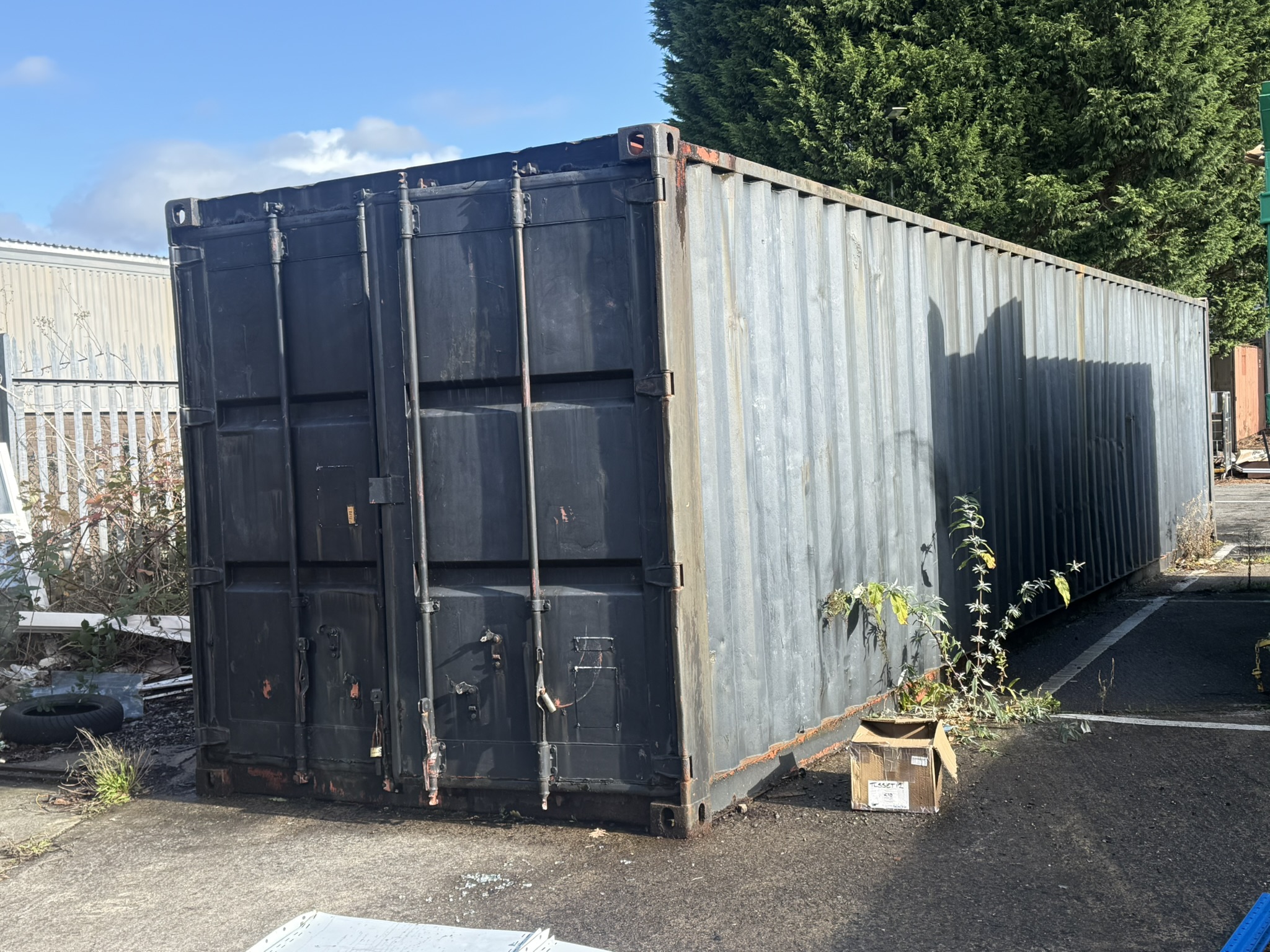 40ft Shipping Container, Please Note: This Container is NOT WATER TIGHT ...