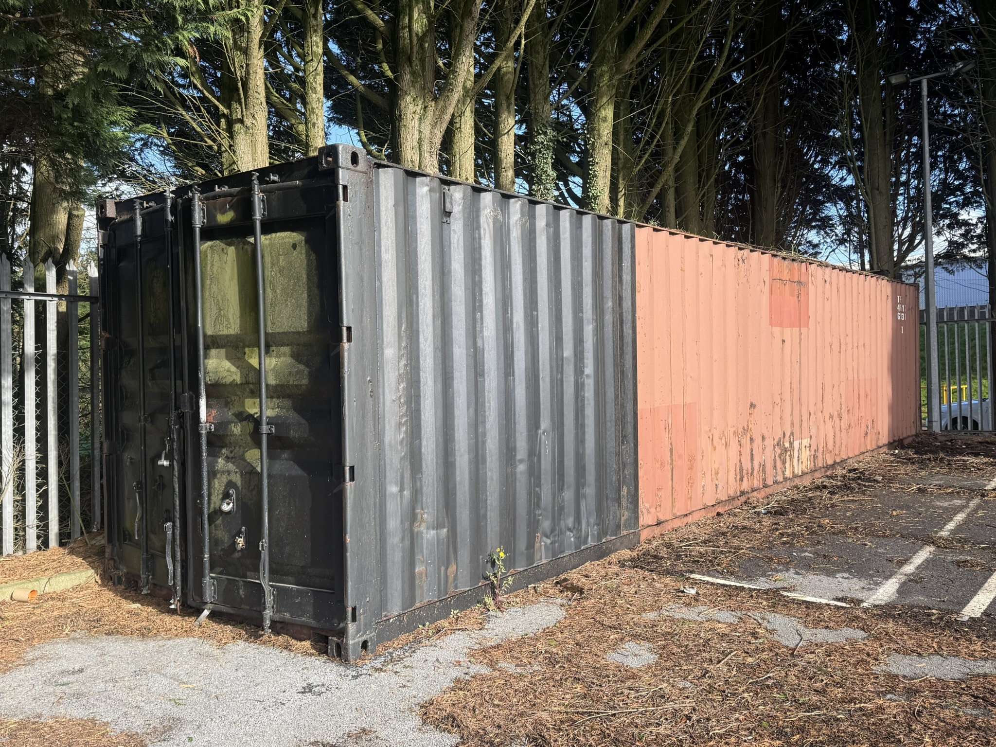40ft Container With Rack 40ft Shipping Container, Please Note: This Container is NOT WATER TIGHT ...