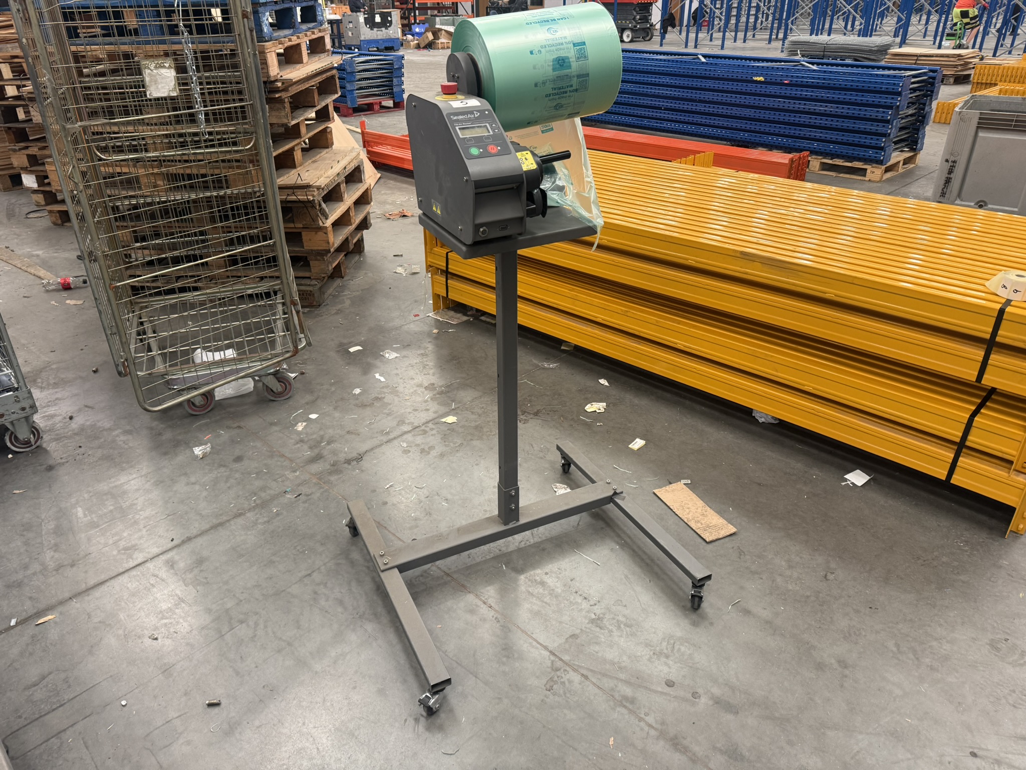 Sealey Air Fill-Air Rocket Mobile Inflatable Packaging System 240V ...