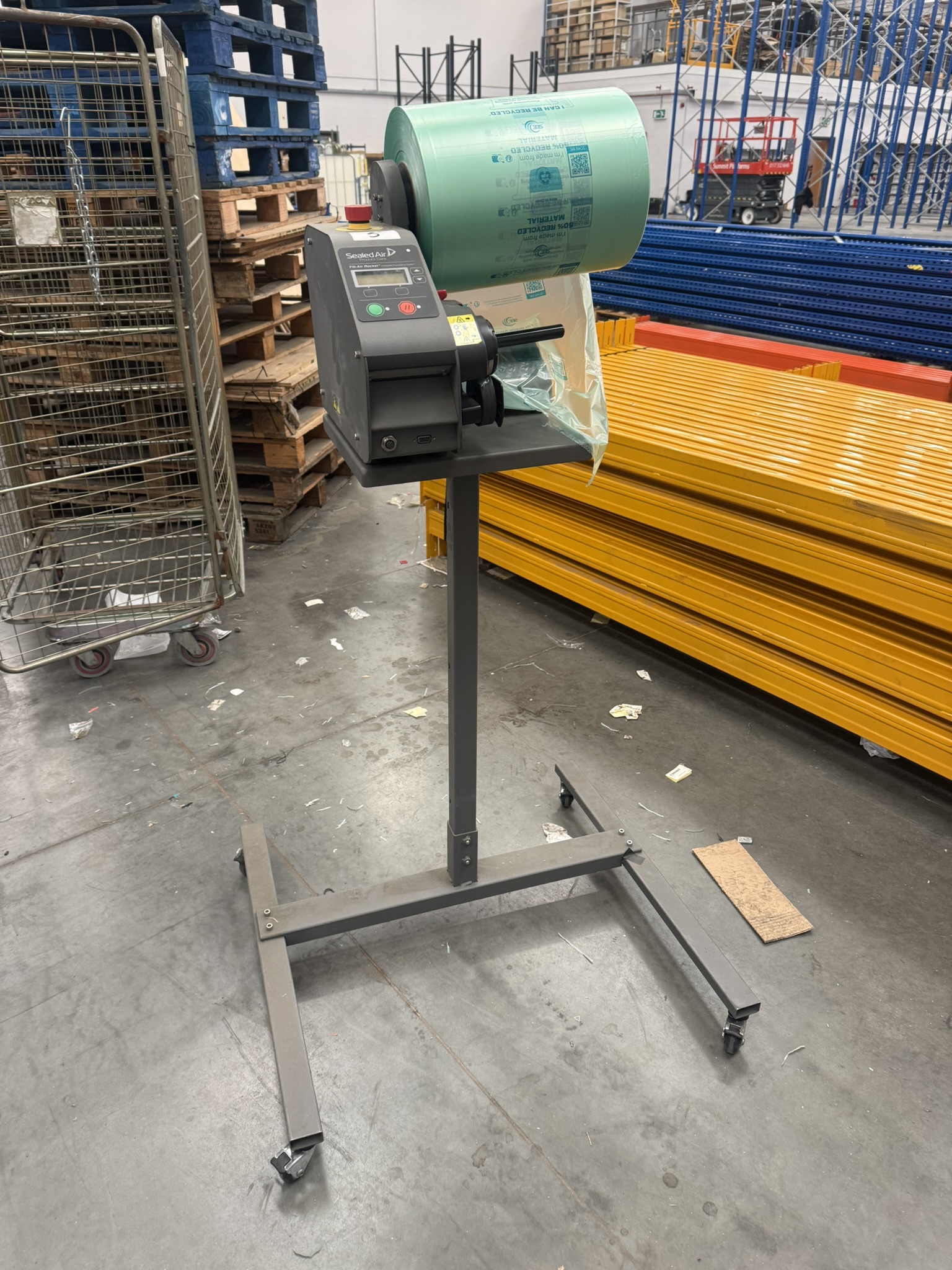 Sealey Air Fill-Air Rocket Mobile Inflatable Packaging System 240V ...