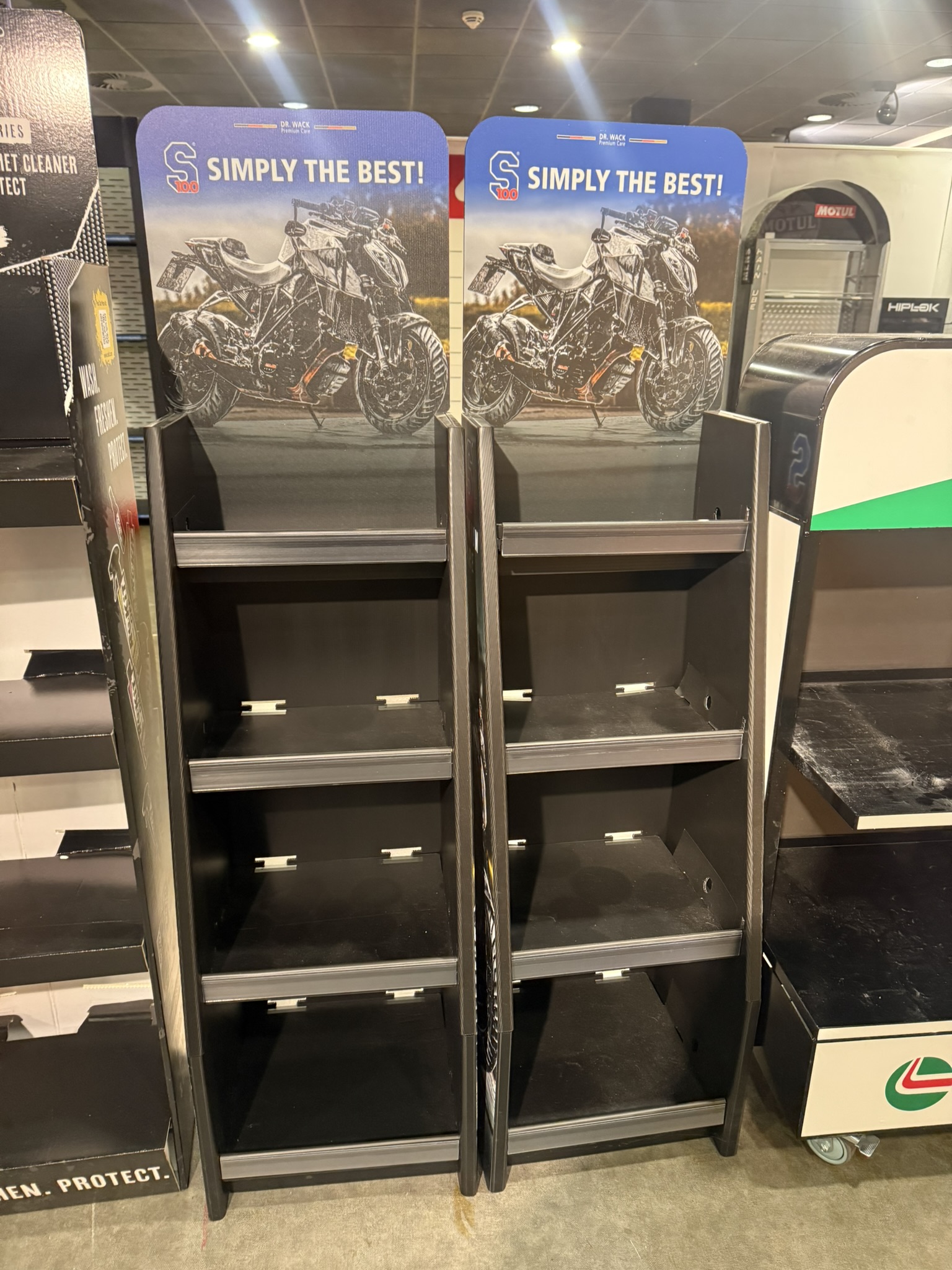 Maximum Volume Measure 5no. Various Branded Display Stands, Largest Measuring 800 x 510 x 1300mm