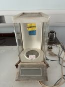 Mettler Toledo Analytical Balance
