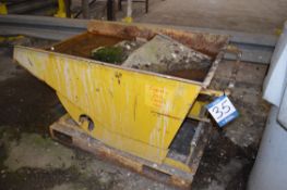 Forklift Tipping Skip