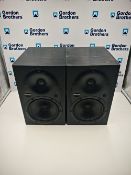 (2) Mackie HR624 High Resolution Studio Monitor Speakers