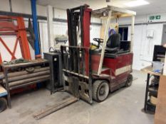 Lawsing electric ride on forklift truck