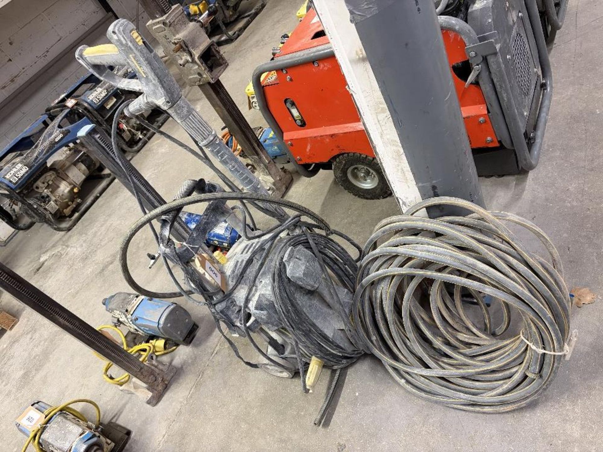 Karcher professional 110v pressure washer with additional hose