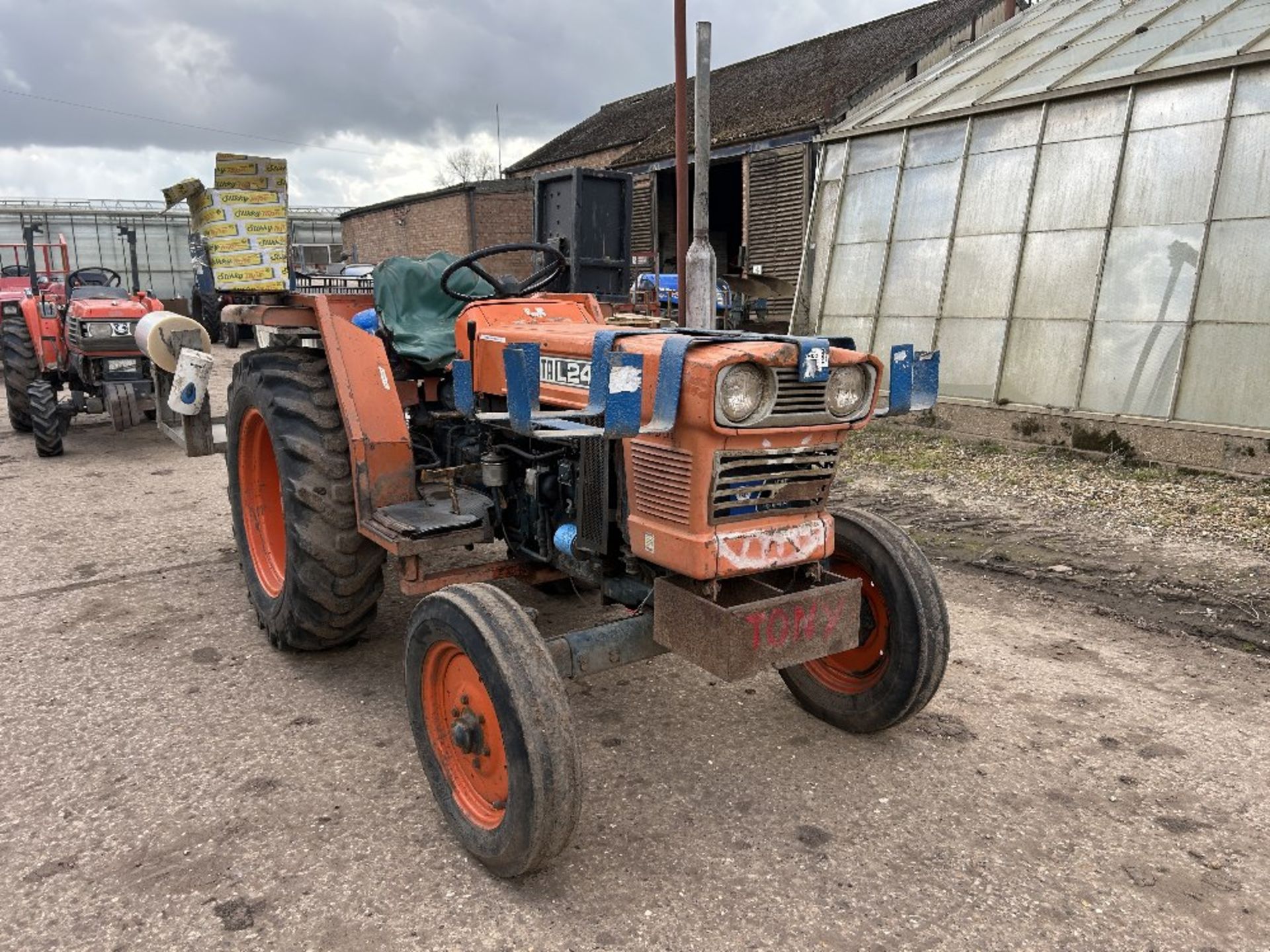 Kubota L245 Compact Utility Diesel Tractor - Image 2 of 18