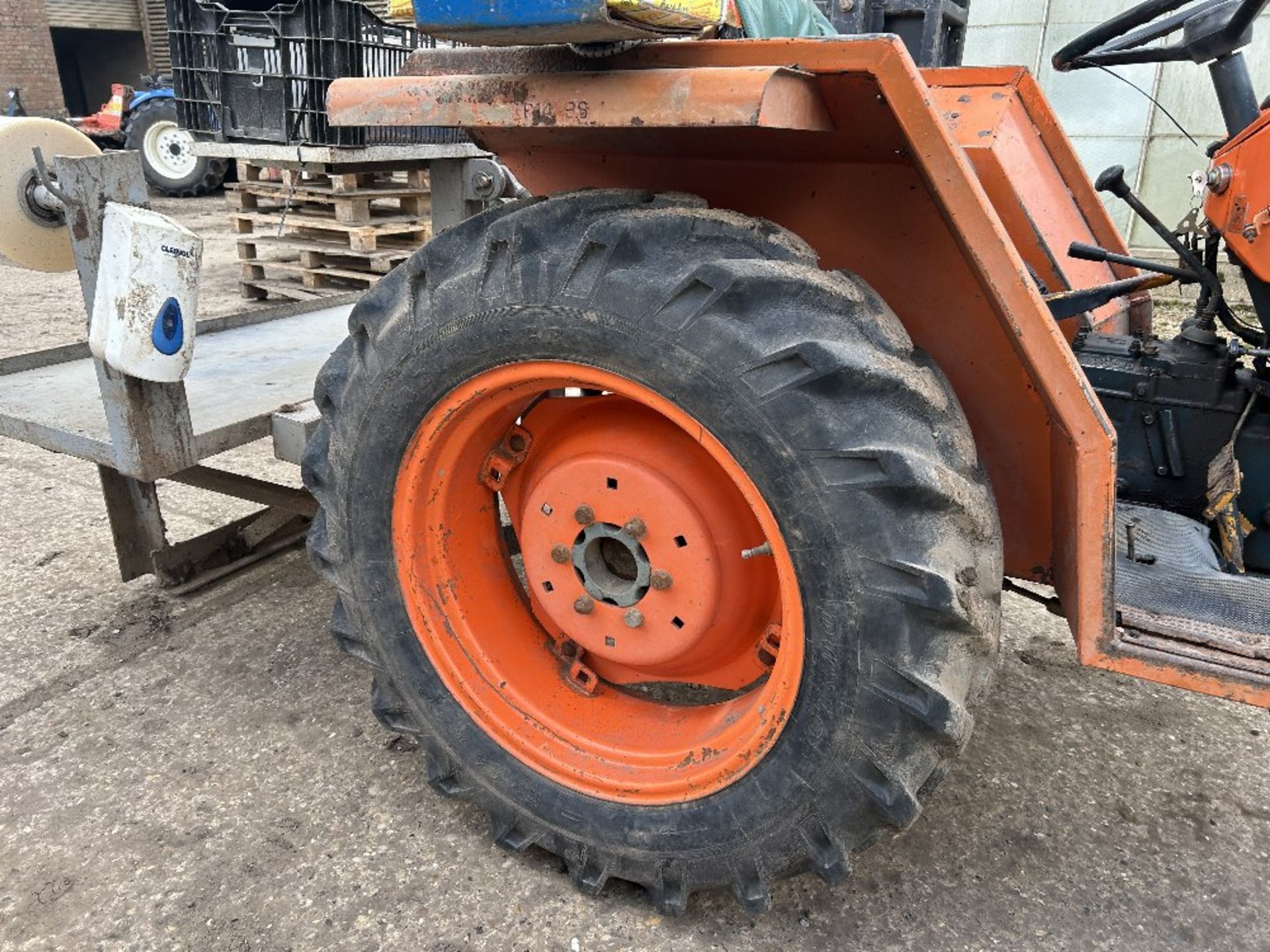 Kubota L245 Compact Utility Diesel Tractor - Image 11 of 18