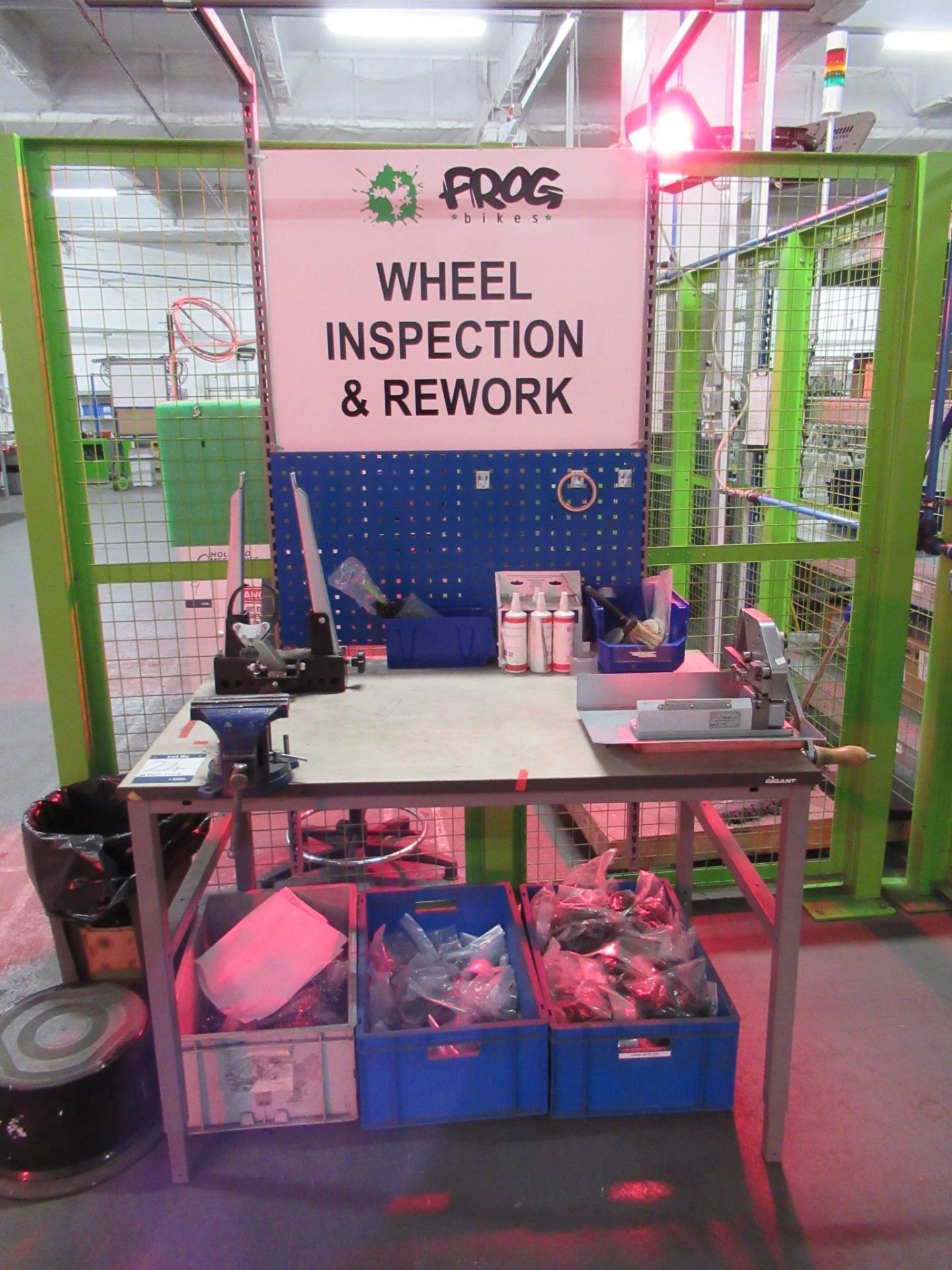 Rework Wheel Wheel inspection & rework sub-assembly workstation with vice and truing ...