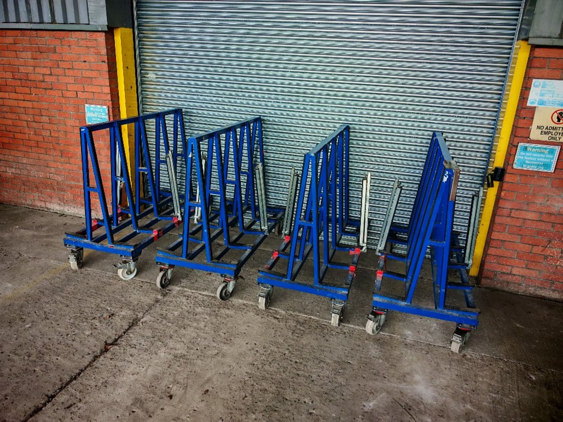 (4) Hegla TL110 mobile A-frame glass trolleys with securing attachment arms - Image 8 of 16
