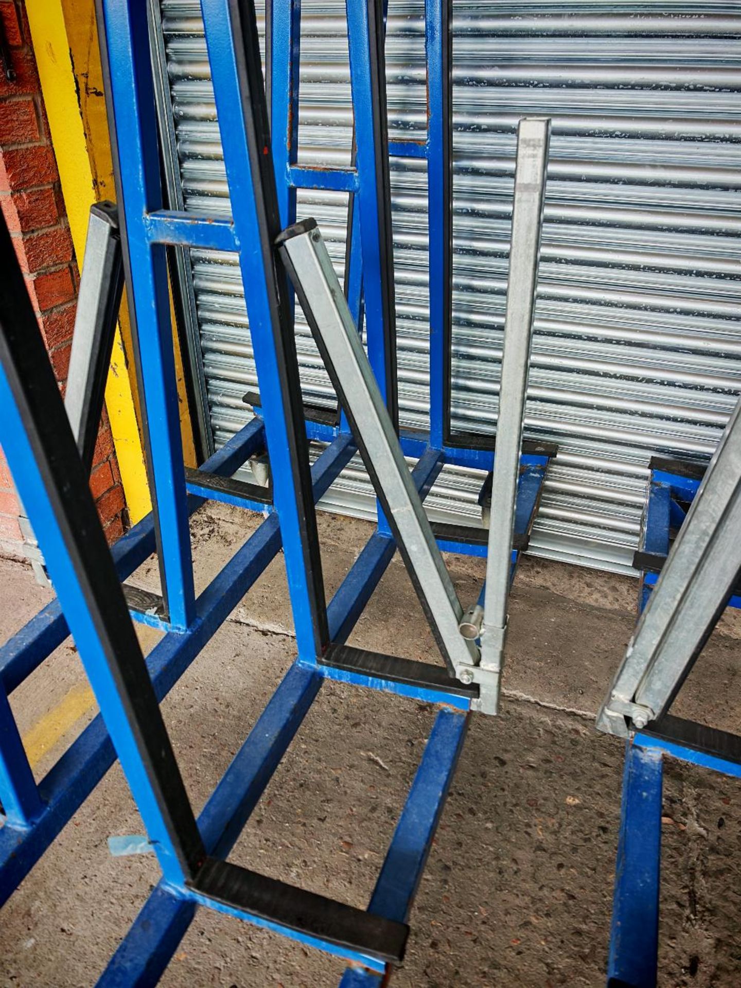 (4) Hegla LH53 mobile A-frame glass trolleys with securing attachment arms - Image 8 of 14