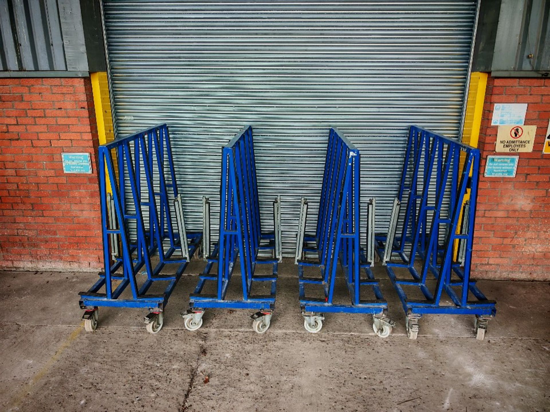 (4) Hegla LH53 mobile A-frame glass trolleys with securing attachment arms - Image 5 of 14