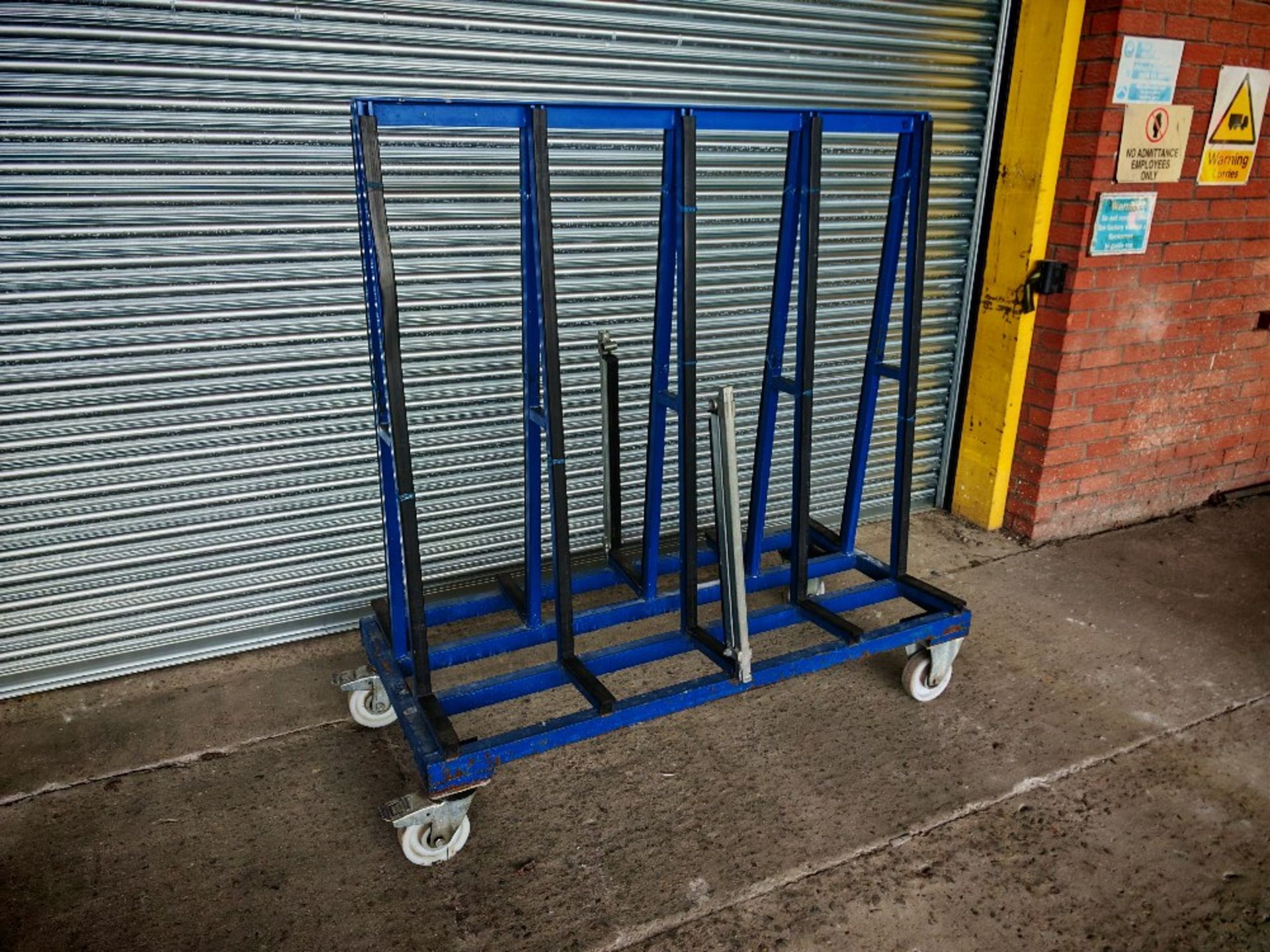 (4) Hegla LH53 mobile A-frame glass trolleys with securing attachment arms - Image 12 of 14