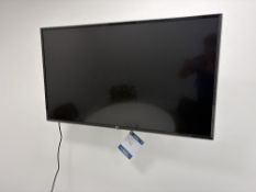 LG 42'' smart TV and wall bracket