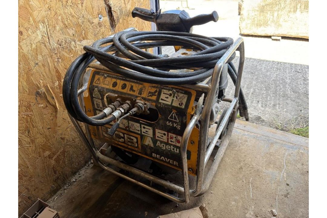JCB Hydraulic Power Pack with HM25 Breaker - Image 1 of 7