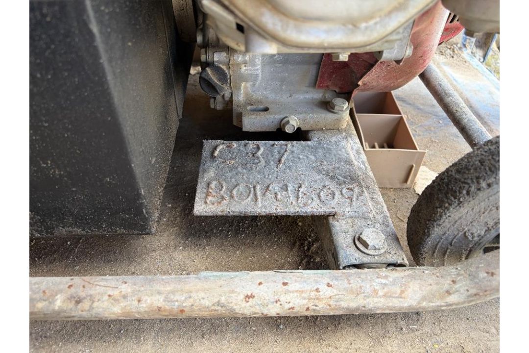 JCB Hydraulic Power Pack with HM25 Breaker - Image 3 of 7