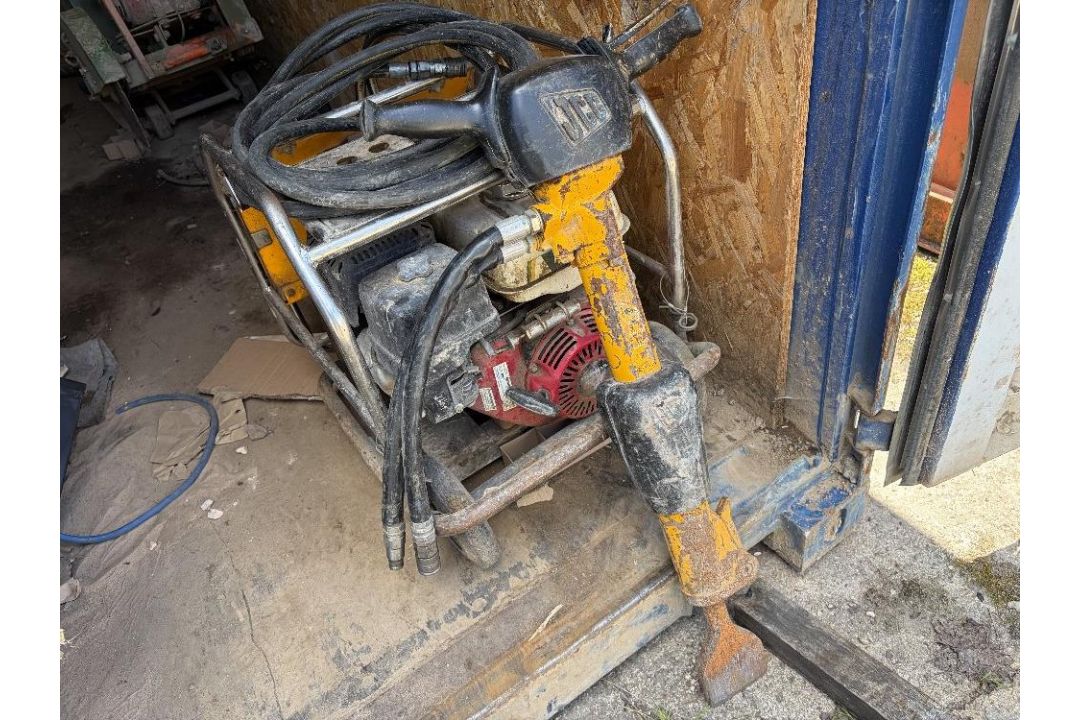 JCB Hydraulic Power Pack with HM25 Breaker - Image 4 of 7