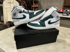 Nike Air Jordan 1 Mid SE - White Oxidized Green-Sail, Size 11 M