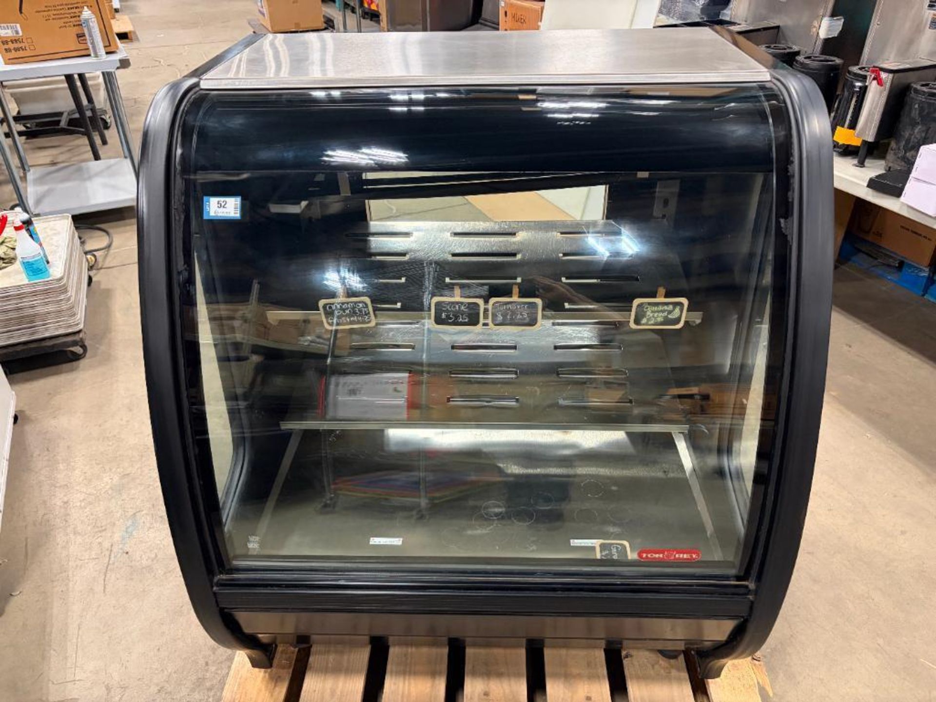 TORREY TEM100NL-UL 40" CURVED GLASS REFRIGERATED DISPLAY CASE