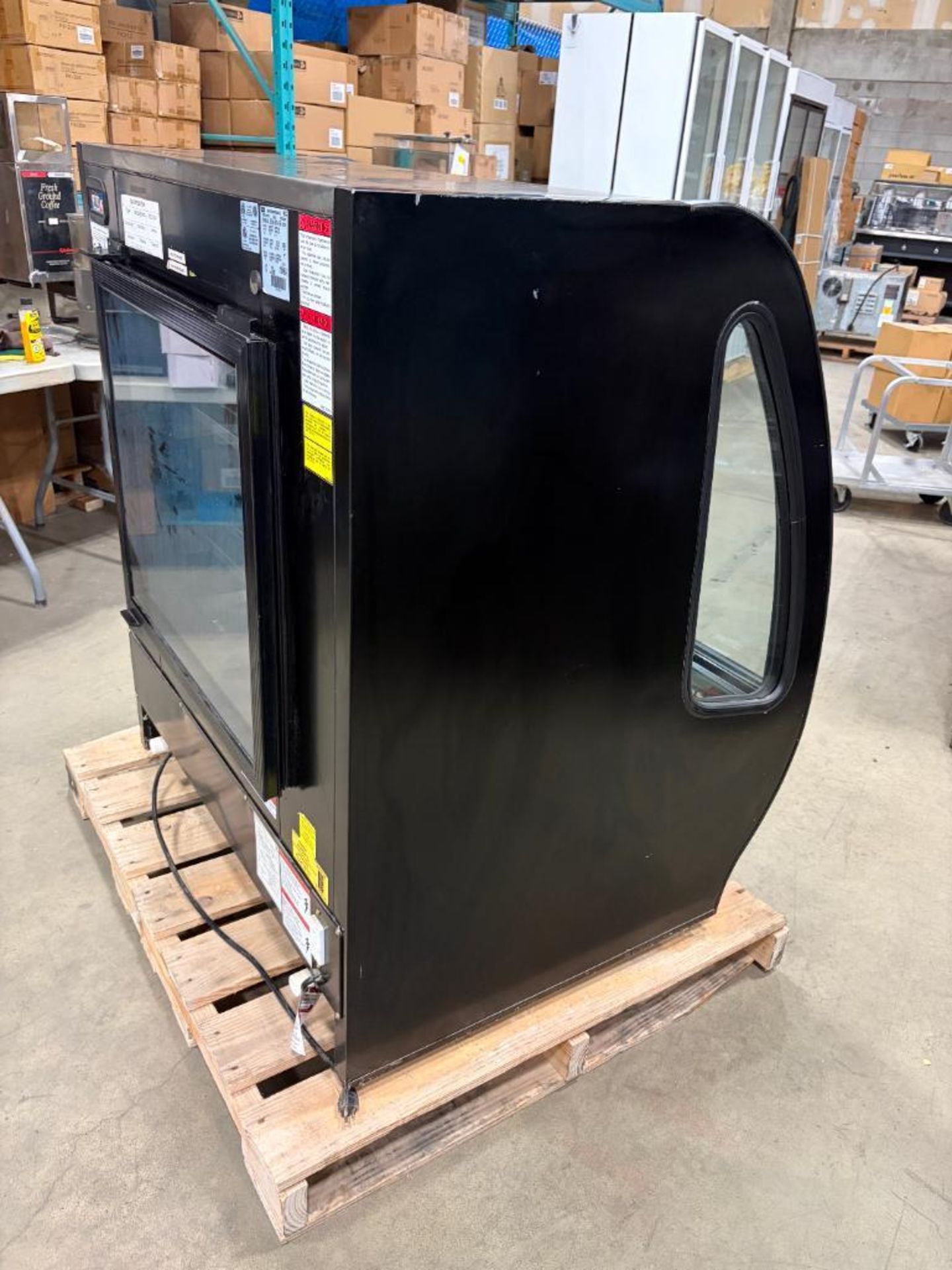 TORREY TEM100NL-UL 40" CURVED GLASS REFRIGERATED DISPLAY CASE - Image 3 of 14