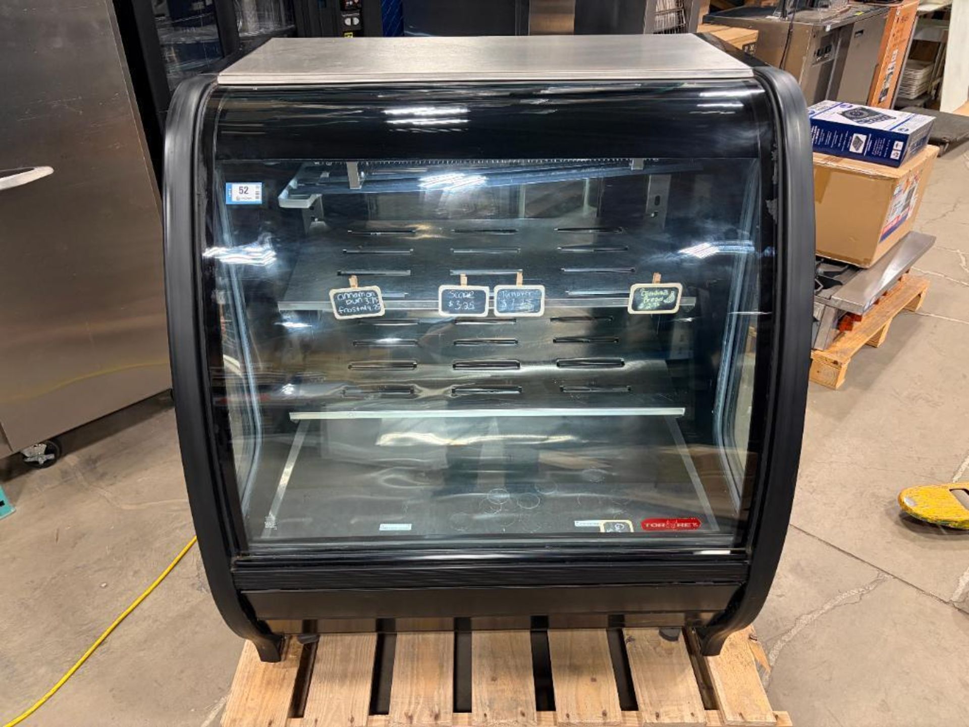 TORREY TEM100NL-UL 40" CURVED GLASS REFRIGERATED DISPLAY CASE - Image 9 of 14