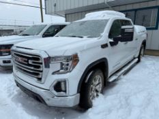 2021 GMC Sierra 1500 SLT 4x4 Crew Cab Pickup Truck, 206,795 km showing, VIN #: 1GTU9DEL6MZ151962