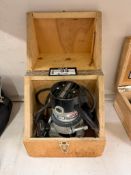 Porter Cable 6902 Electric Router w/ Wood Case