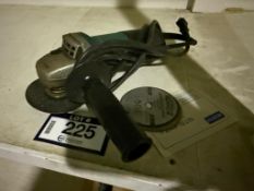 Makita 9554NB 4-1/2” Angle Grinder