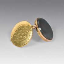 A GEORGE III SPADE GUINEA LOCKET DATED 1787