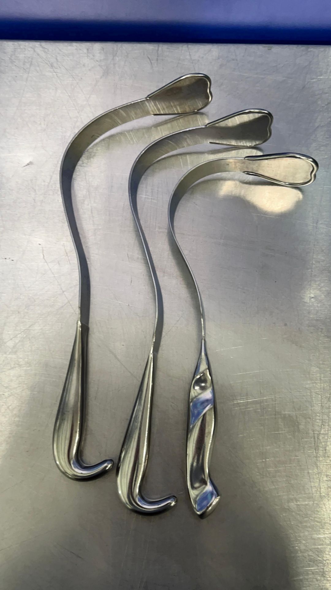 Harrington Retractor - Mixed Bulk Bin - Image 7 of 7