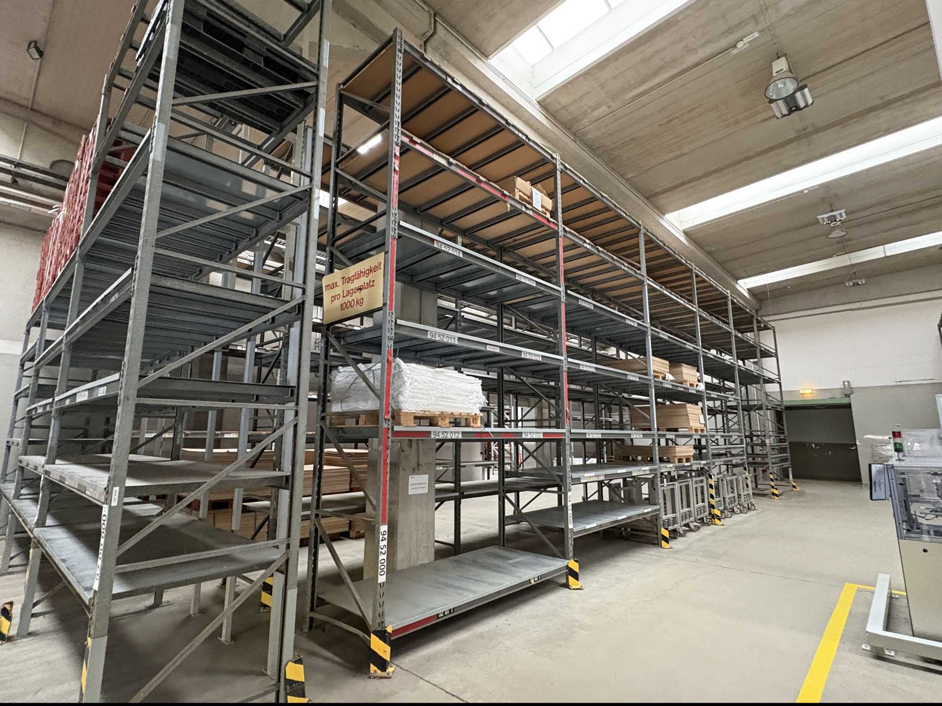 25 bays of boltless steel pallet racking with corner protectors ...
