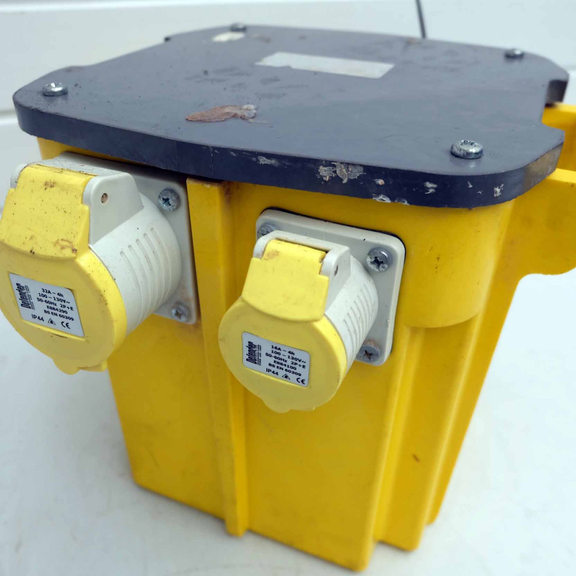 Defender 110V Transformer. 5.0KVA. 2 x 16A Outputs. 1 x 32A Output. 1 x Reset Button. 240V Input.  - Image 2 of 7