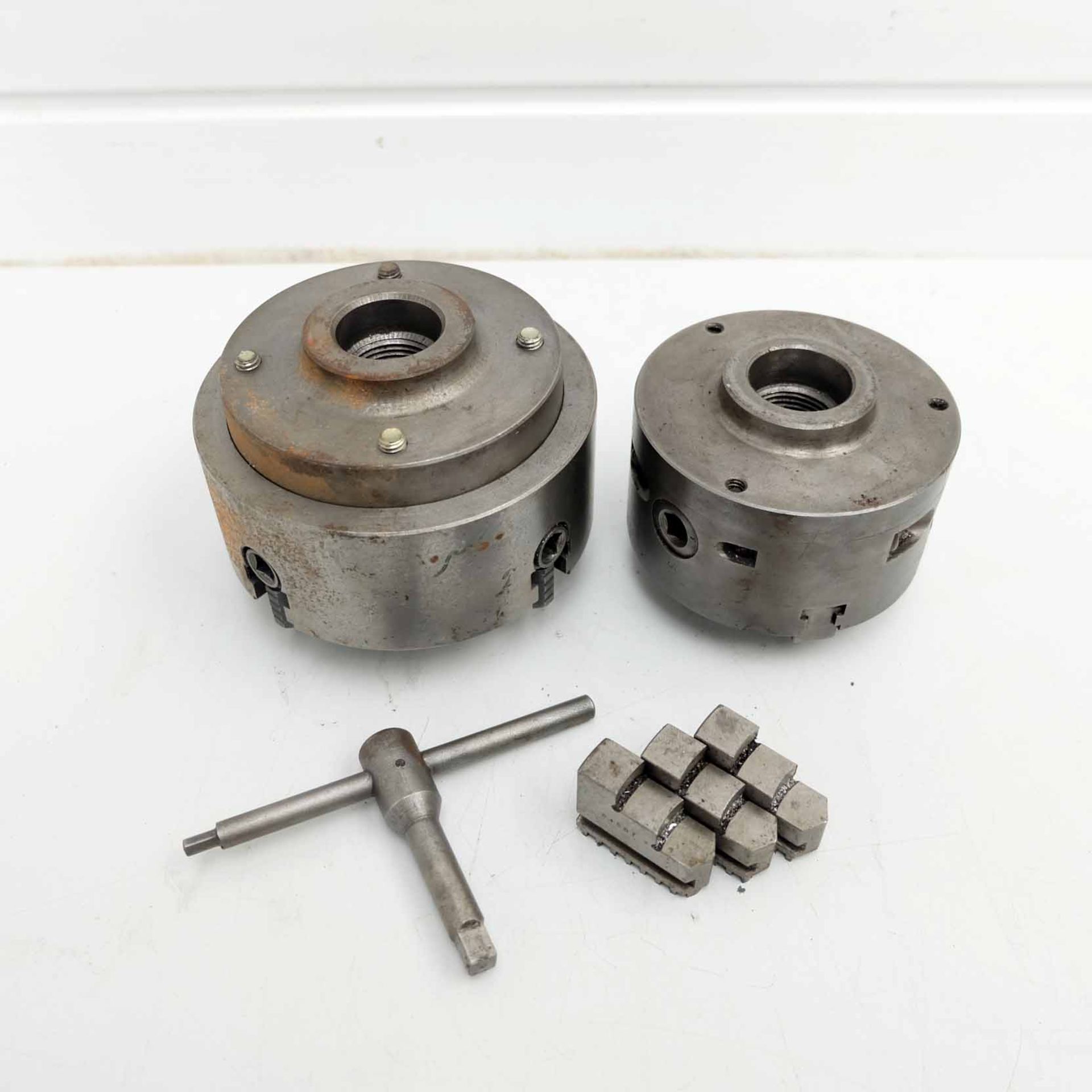 4" Three Jaw Chuck & 5" Four Jaw Chuck to Suit Myford Lathe. Spindle Fitting 1 1/4" x 12 TPI. - Image 3 of 3
