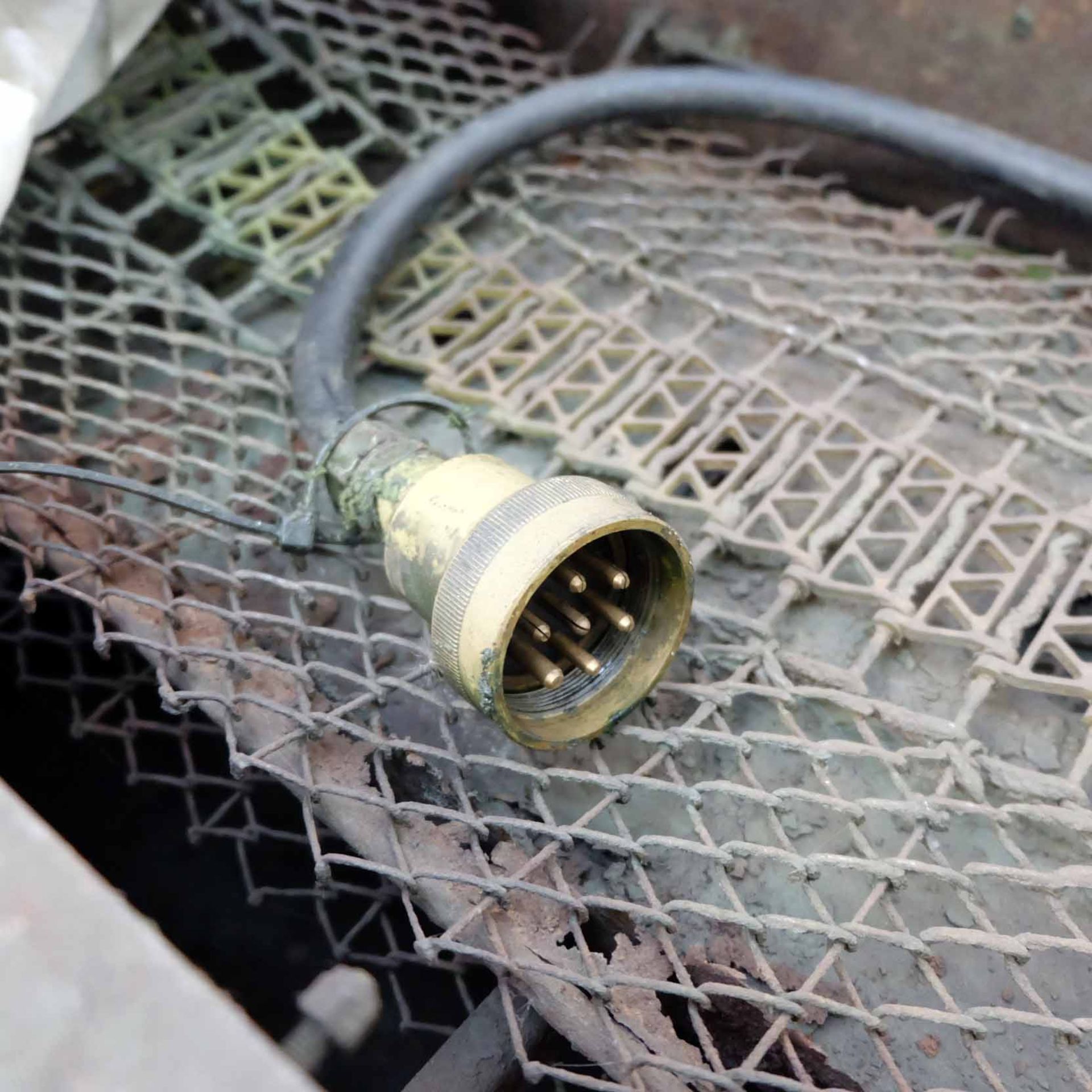 Darenth Philips Filtration Tank for Grinder.  - Image 5 of 5