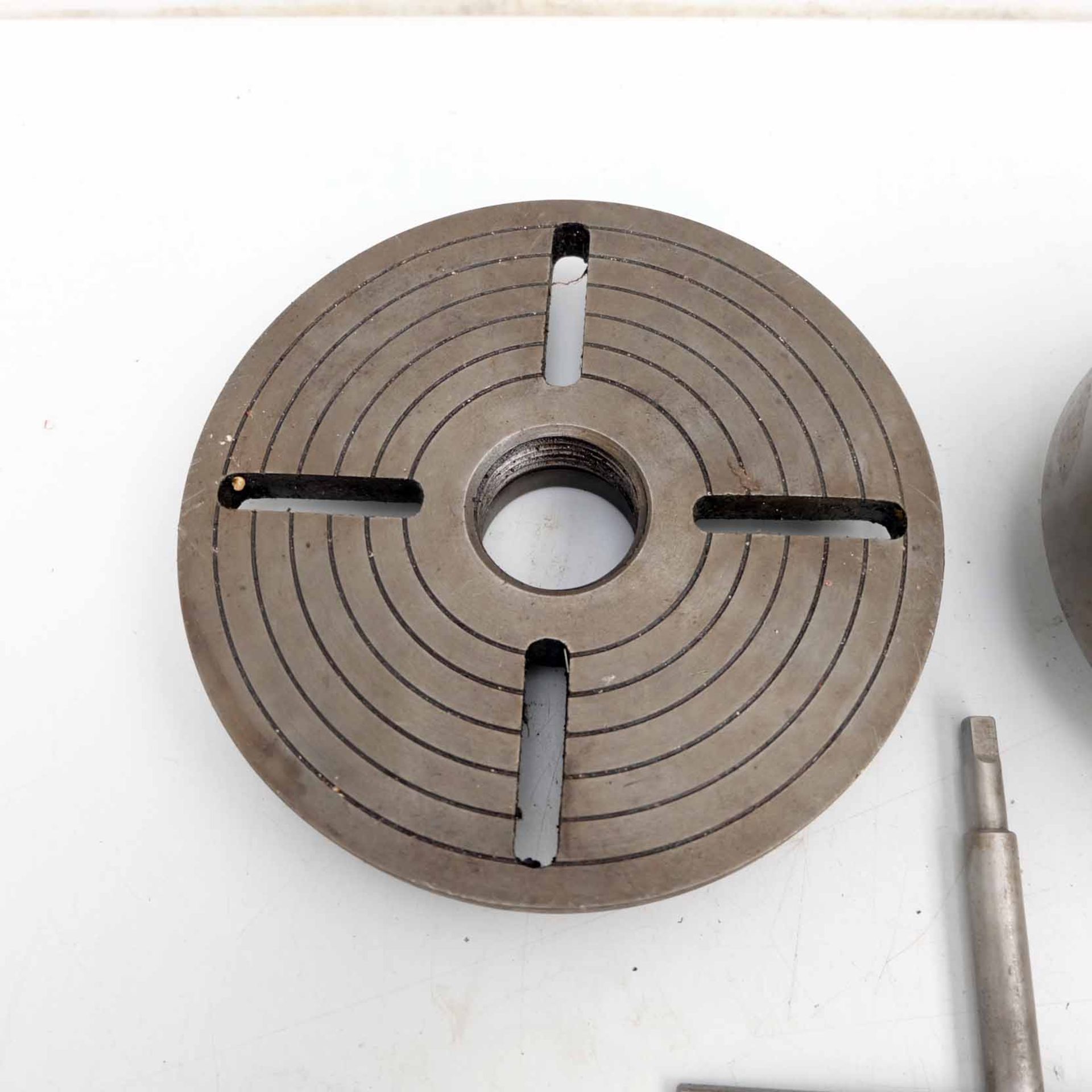 6" Four Jaw Chuck and 7 1/2" Face Plate to Suit Smart & Brown Lathes. Spindle Fitting 1 3/4" x 8 TPI - Image 4 of 6