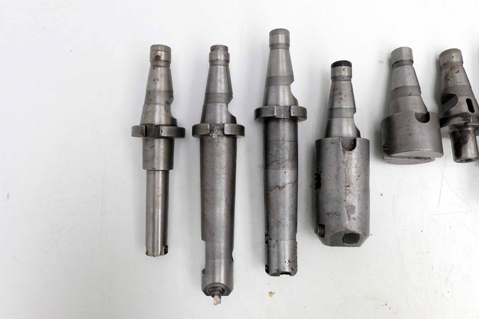 Quantity of DeVlieg 40 Int Spindle Tools.Boring Bars & 1-3 Morse Tapers. 5/8" Whit Drawbar Thread. - Image 2 of 4