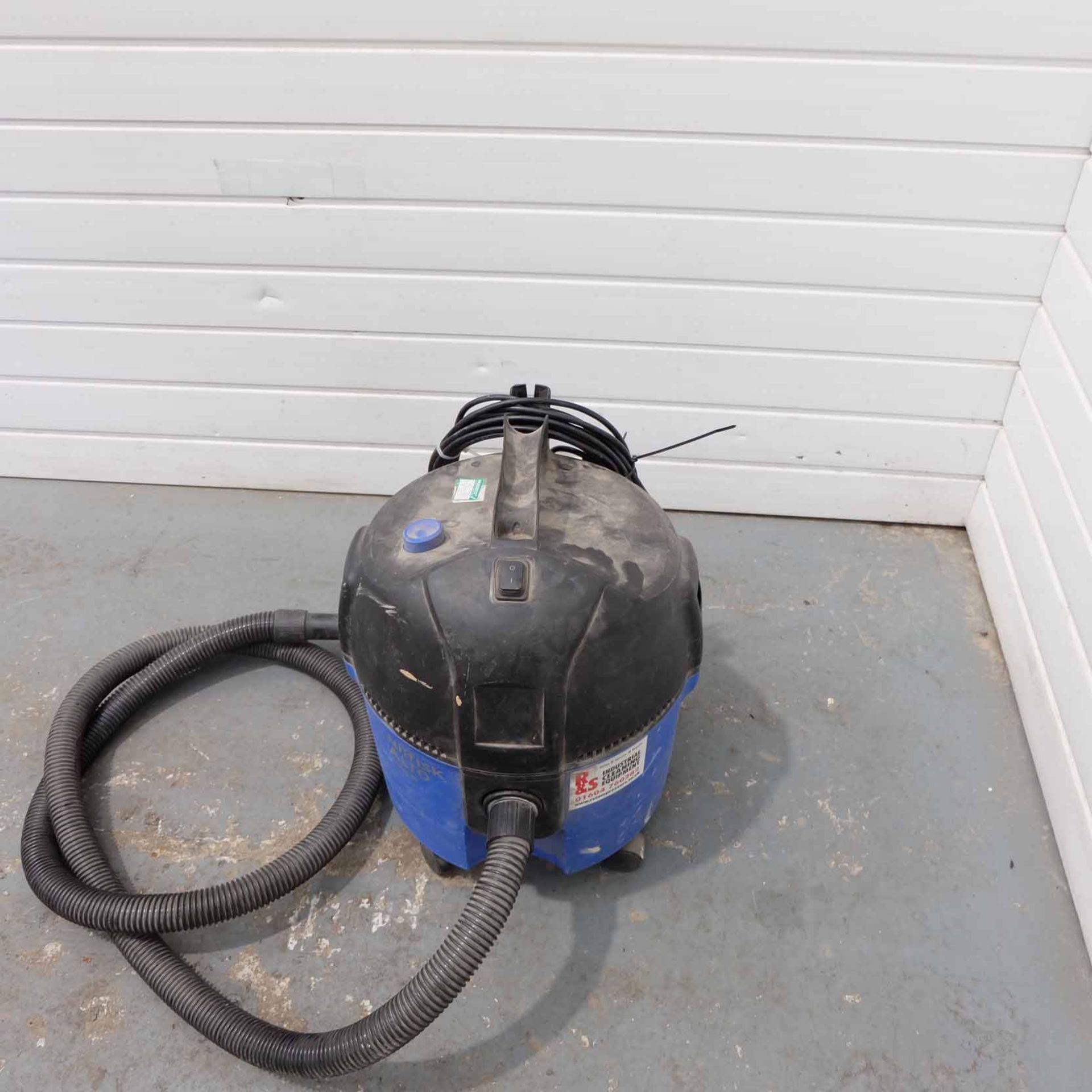 Nil Fisk Alto Aero 20 Wet & Dry Vacuum Cleaner. Single Phase. 1200 Watt. - Image 3 of 4