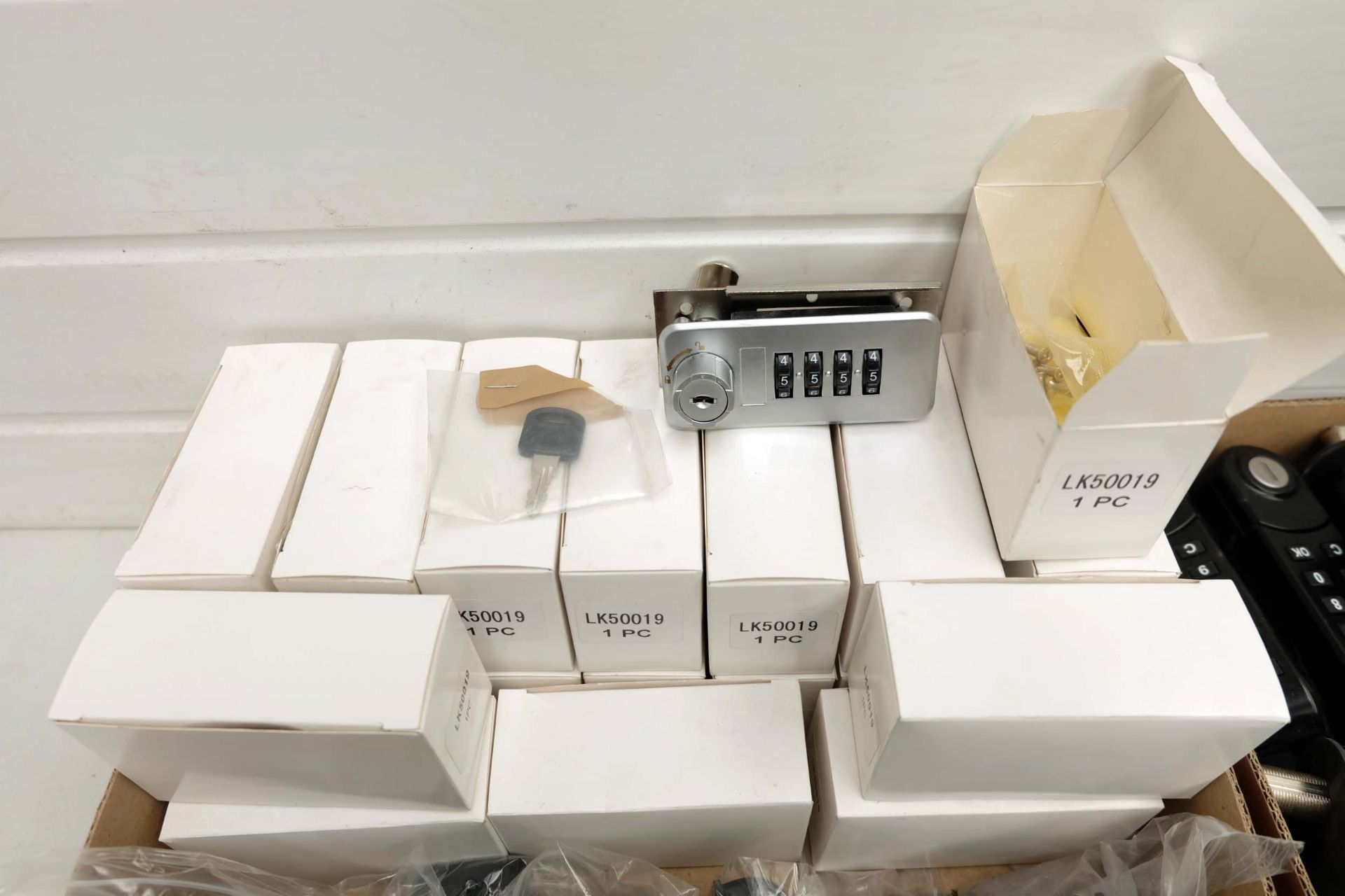 Quantity of New & Used Locks. Mixture of Battery & Combination. - Image 4 of 7