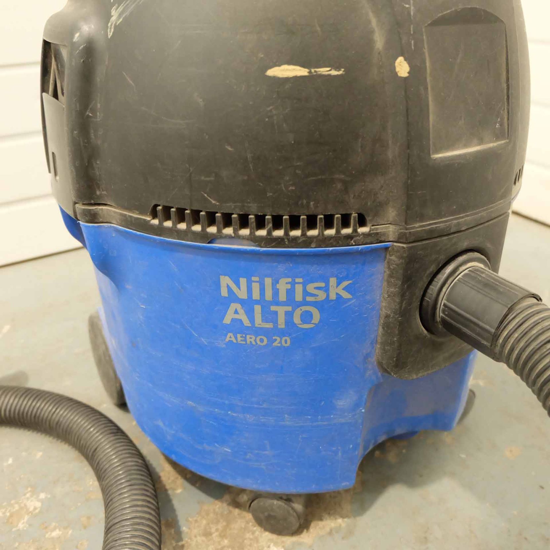 Nil Fisk Alto Aero 20 Wet & Dry Vacuum Cleaner. Single Phase. 1200 Watt. - Image 2 of 4