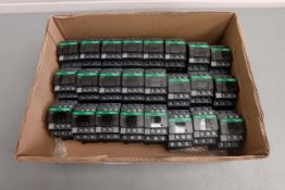 Schneider Electric LC1D09B7 Tesys Dec Advanced Contactor 3P(3NO), AC3/3E, <=44V, 9A, 24V AC50/60hz C