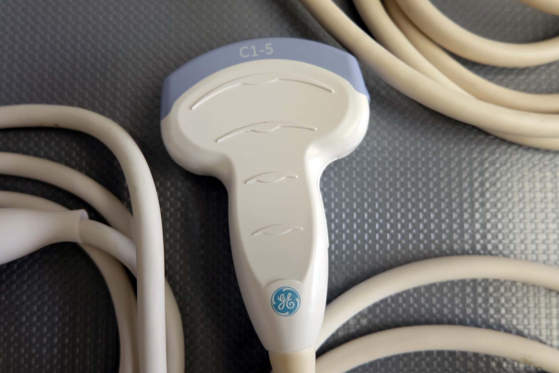 GE Healthcare LOGIQ e R7 Laptop Ultrasound System. Year 2017. Software Version R9.1.X. With Travel - Image 9 of 13