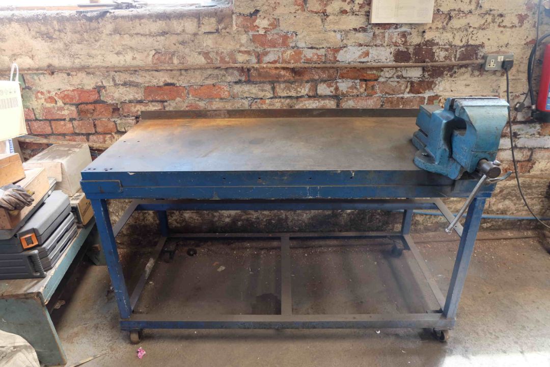 Cast Iron Table on Steel Stand With Wheels. Size 60" x 28". With Record No.25 Quick Release 6" Bench - Image 1 of 4