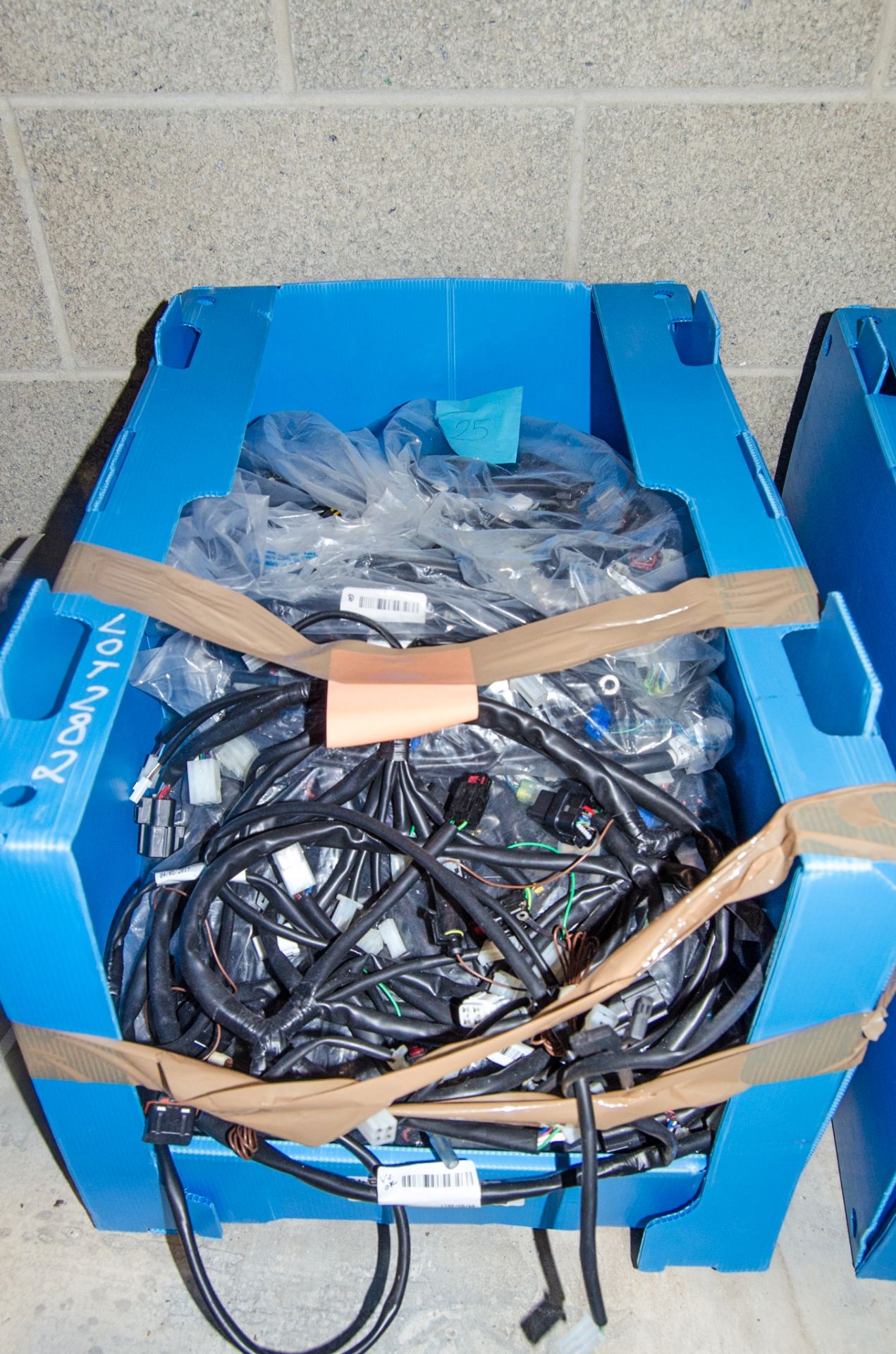 Box of CCM GP450 primary engine wiring looms