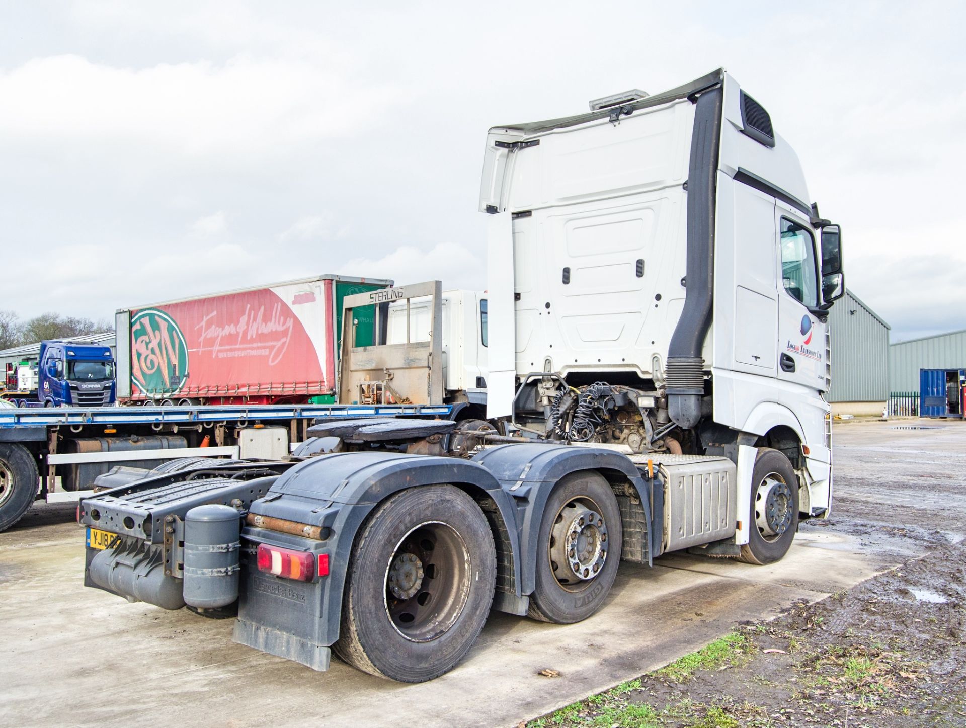 Mercedes Benz 2551 6x2 12,809cc diesel automatic tractor unit Registration Number: YJ18 RKZ Date - Image 3 of 27